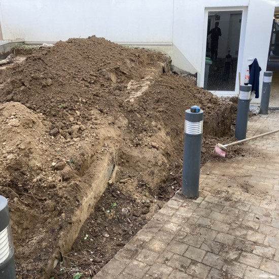 Aménagement d'une cour d'immeuble avec récupération des eaux de pluie