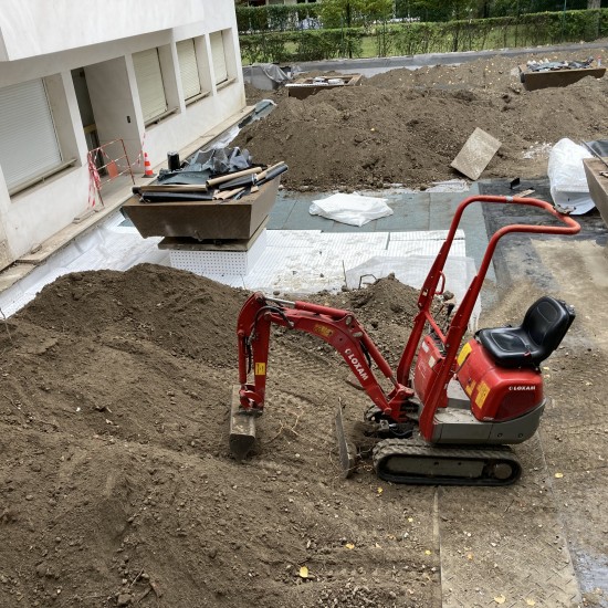 Décaissement et réaménagement complet d'un jardin sur dalle