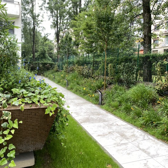 Décaissement et réaménagement complet d'un jardin sur dalle